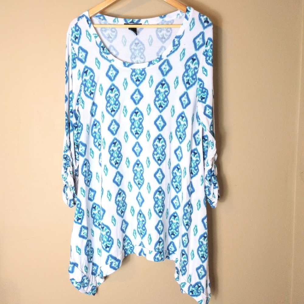 GRACE ELEMENTS sz XL hi lo blue & white  top